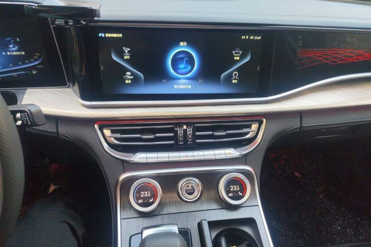 Used Hongqi H9 2022 3.0T H9+ Premium Custom Edition Audio And AC Panel