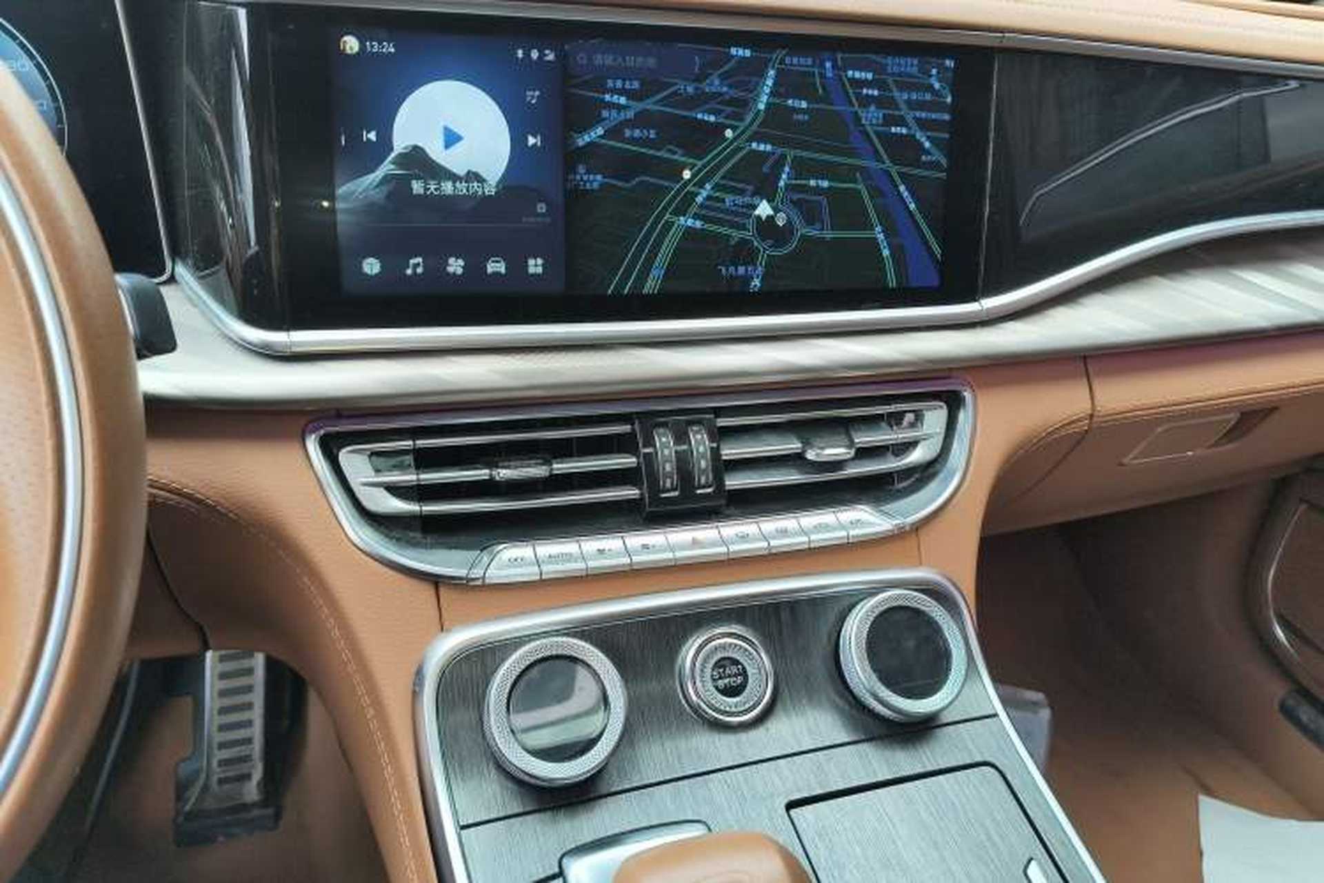Used Hongqi H9 2022 2.0T Smart Connect Flagship Edition Audio And AC Panel