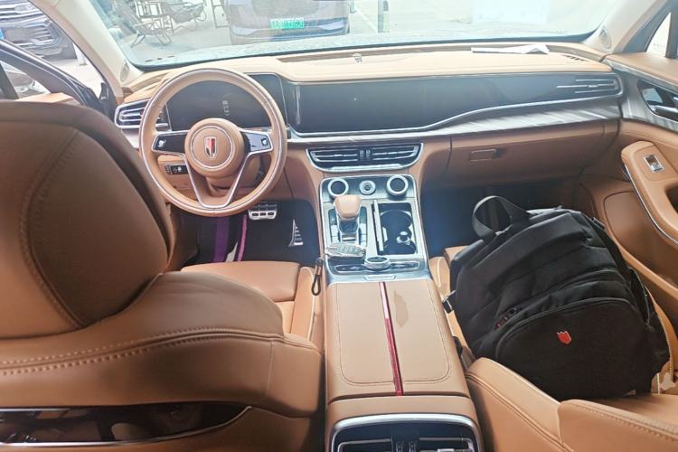 Used Hongqi H9 2022 2.0T Smart Connect Flagship Edition Center Console