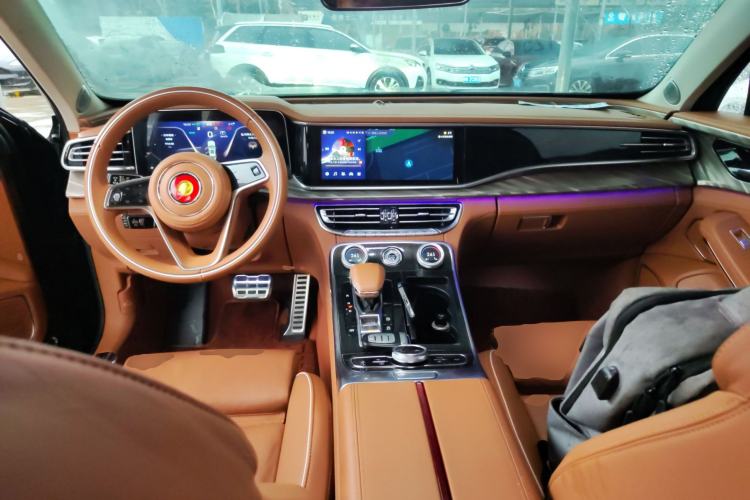 Used Hongqi H9 2022 2.0T Smart Connect Flagship Edition Center Console