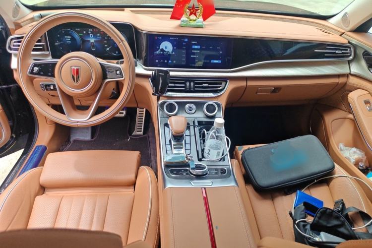 Used Hongqi H9 2022 2.0T Smart Connect Flagship Edition Center Console