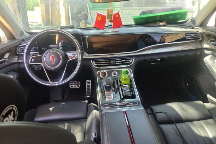 Used Hongqi H9 2022 2.0T Smart Connect Flagship Edition Center Console