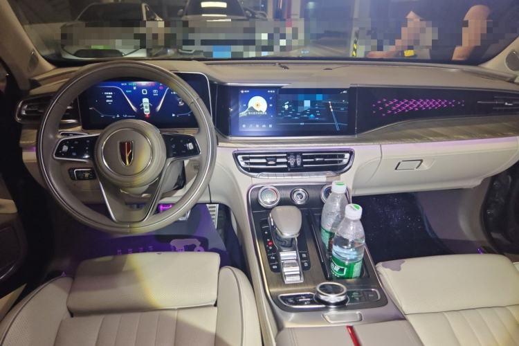 Used Hongqi H9 2022 2.0T Smart Connect Flagship Edition Center Console