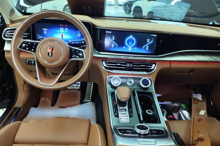 Used Hongqi H9 2022 2.0T Smart Connect Flagship Edition Center Console