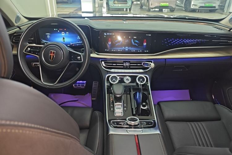 Used Hongqi H9 2022 2.0T Smart Connect Flagship Edition Center Console