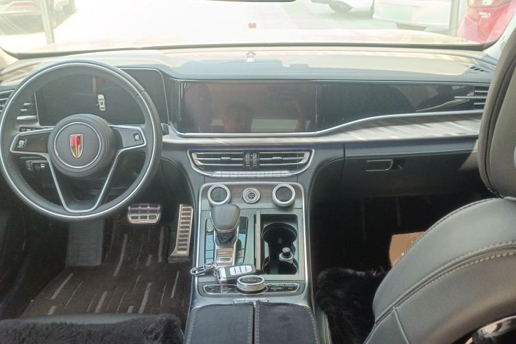Used Hongqi H9 2022 2.0T Smart Connect Flagship Edition Center Console
