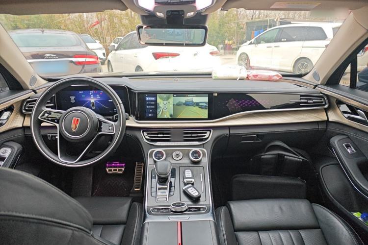 Used Hongqi H9 2022 2.0T Smart Connect Flagship Edition Center Console