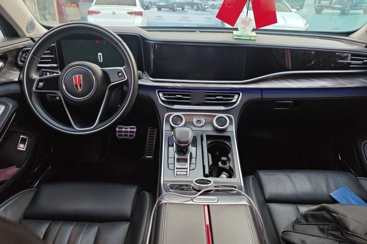 Used Hongqi H9 2022 2.0T Smart Connect Flagship Edition Center Console
