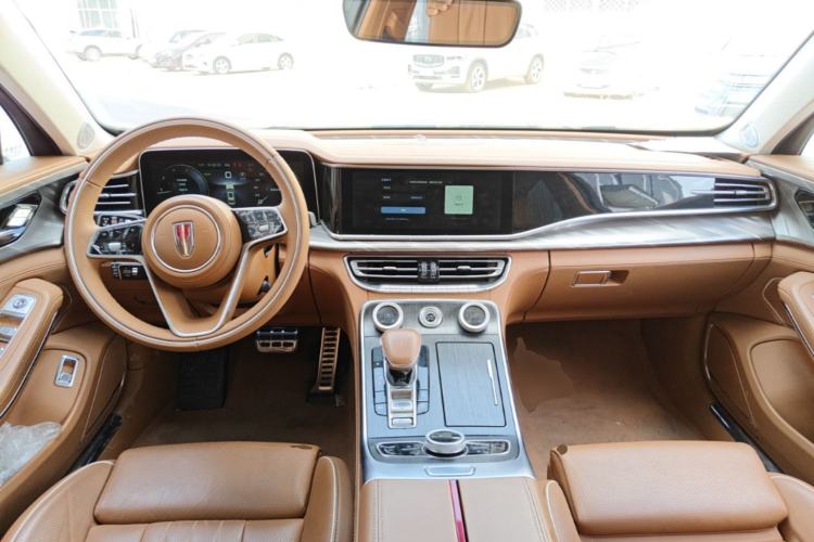 Used Hongqi H9 2022 2.0T Smart Connect Flagship Edition Center Console