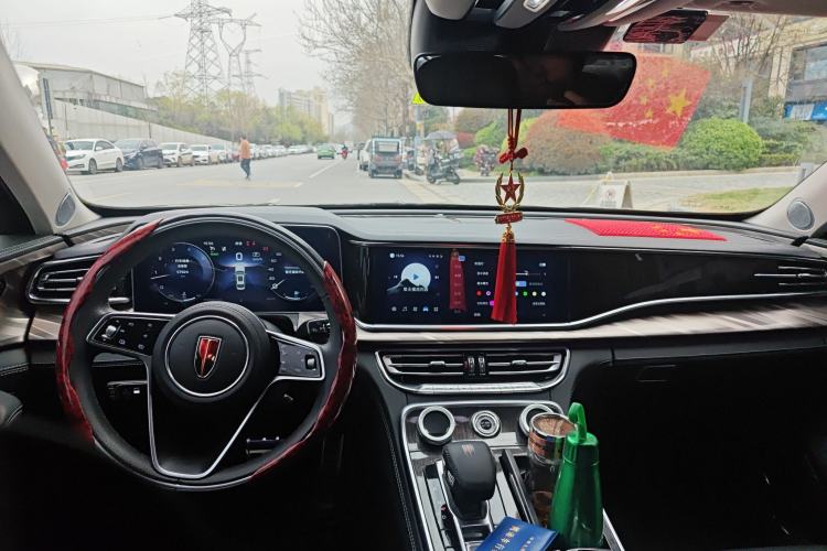 Used Hongqi H9 2022 2.0T Smart Connect Flagship Edition Center Console