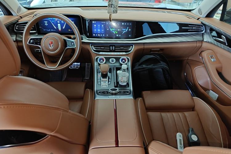 Used Hongqi H9 2022 2.0T Smart Connect Flagship Edition Center Console