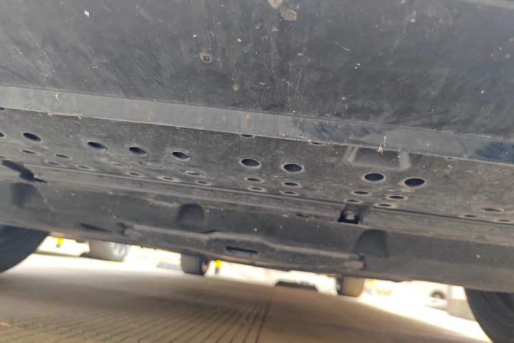 Used Hongqi H9 2022 2.0T Smart Connect Flagship Edition Chassis Front