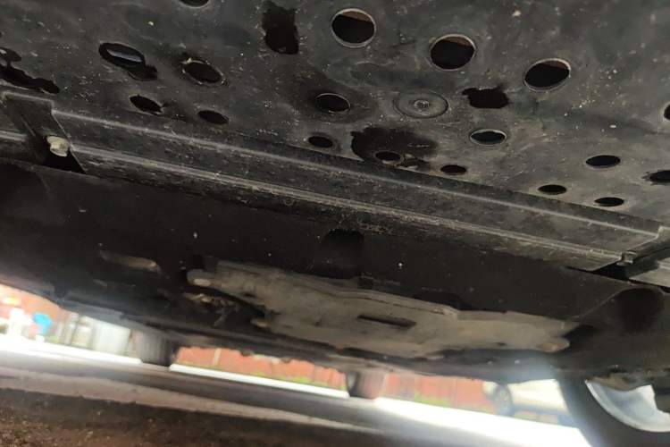 Used Hongqi H9 2022 2.0T Smart Connect Flagship Edition Chassis Front
