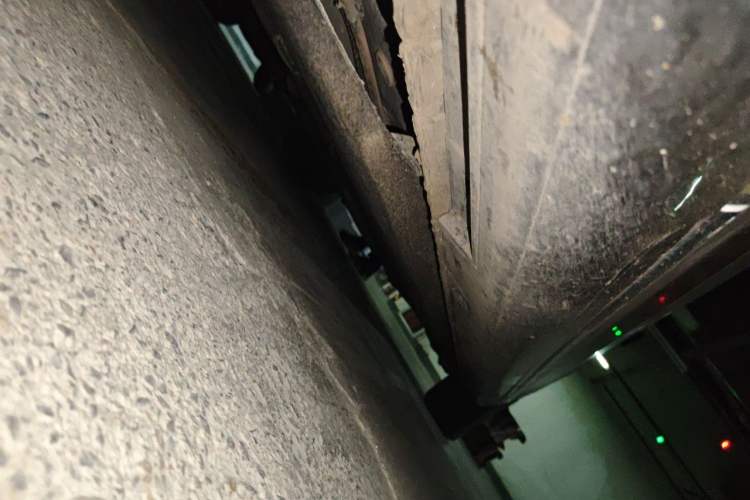 Used Hongqi H9 2022 2.0T Smart Connect Flagship Edition Chassis Front Left