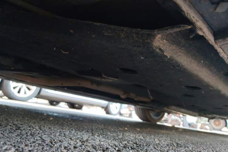 Used Hongqi H9 2022 2.0T Smart Connect Flagship Edition Chassis Front Left