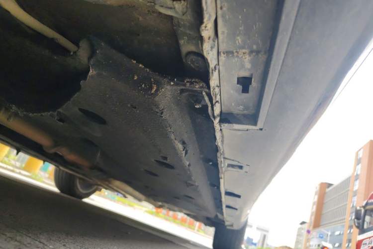 Used Hongqi H9 2022 2.0T Smart Connect Flagship Edition Chassis Front Left