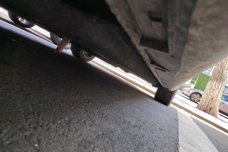 Used Hongqi H9 2022 2.0T Smart Connect Flagship Edition Chassis Front Left