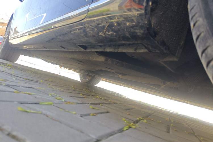 Used Hongqi H9 2022 2.0T Smart Connect Flagship Edition Chassis Front Right