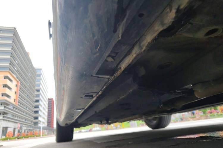 Used Hongqi H9 2022 2.0T Smart Connect Flagship Edition Chassis Front Right