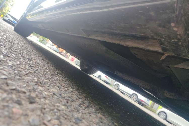 Used Hongqi H9 2022 2.0T Smart Connect Flagship Edition Chassis Front Right