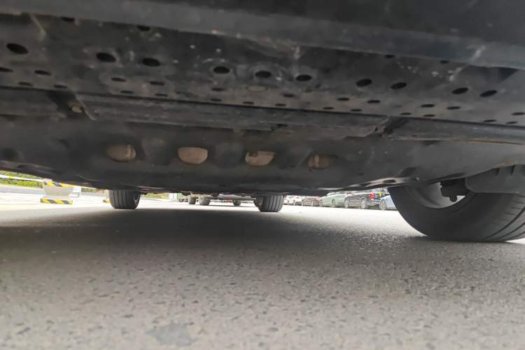Used Hongqi H9 2022 2.0T Smart Connect Flagship Edition Chassis Front