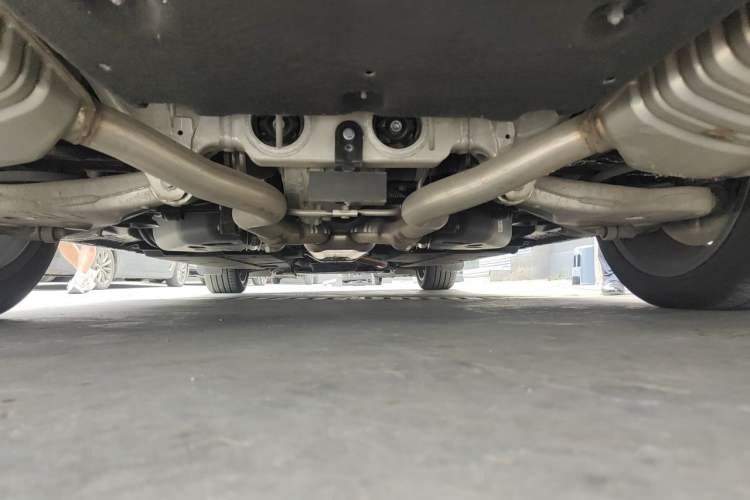 Used Hongqi H9 2022 2.0T Smart Connect Flagship Edition Chassis Rear