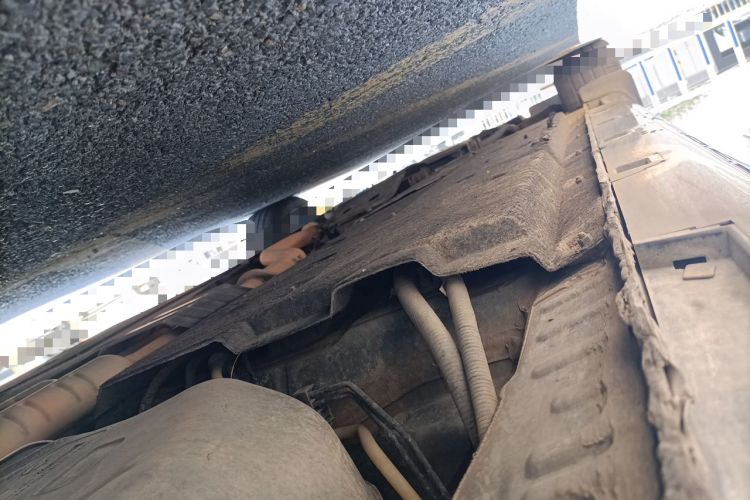Used Hongqi H9 2022 2.0T Smart Connect Flagship Edition Chassis Rear Left