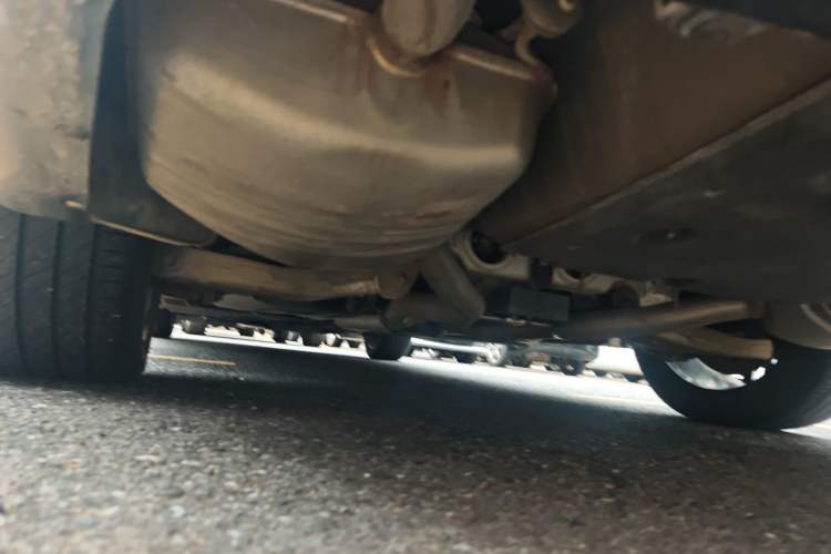 Used Hongqi H9 2022 2.0T Smart Connect Flagship Edition Chassis Rear Left