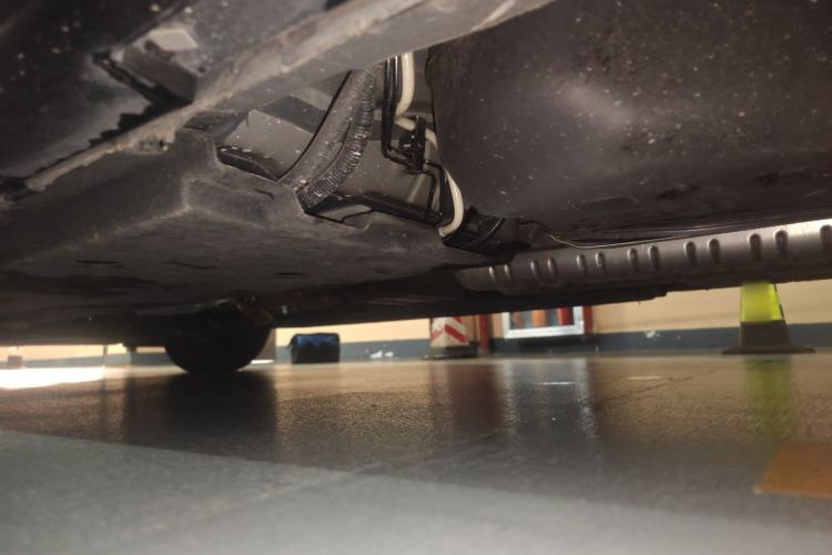 Used Hongqi H9 2022 2.0T Smart Connect Flagship Edition Chassis Rear Left