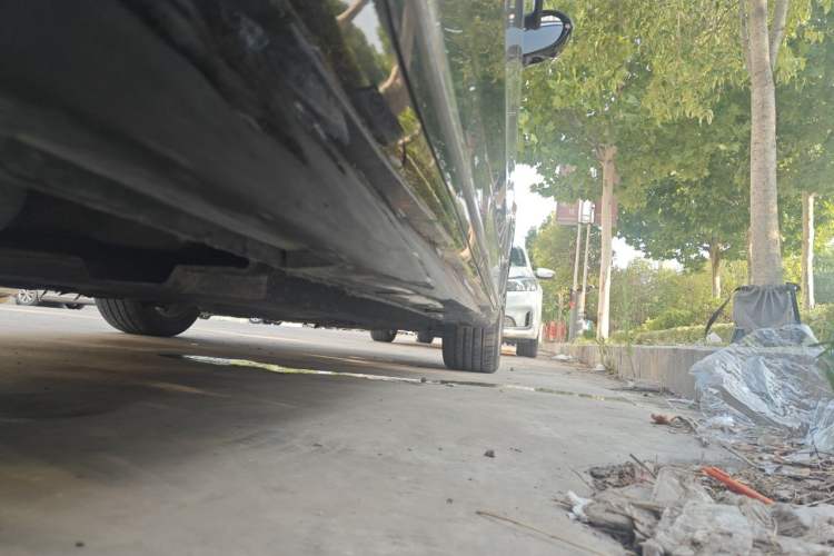 Used Hongqi H9 2022 2.0T Smart Connect Flagship Edition Chassis Rear Right