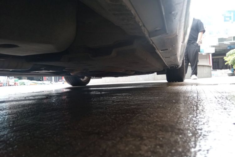 Used Hongqi H9 2022 3.0T Smart Connect Flagship Edition Chassis Rear Right