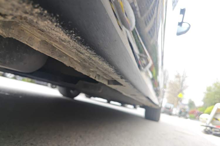 Used Hongqi H9 2022 2.0T Smart Connect Flagship Edition Chassis Rear Right
