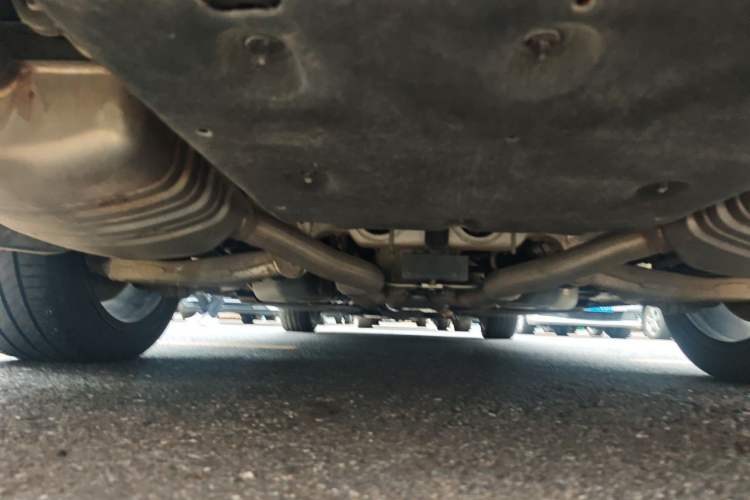 Used Hongqi H9 2022 2.0T Smart Connect Flagship Edition Chassis Rear