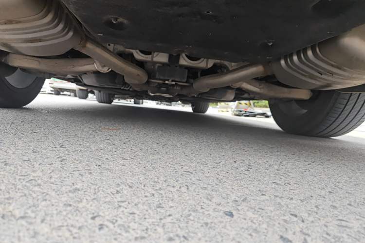 Used Hongqi H9 2022 2.0T Smart Connect Flagship Edition Chassis Rear
