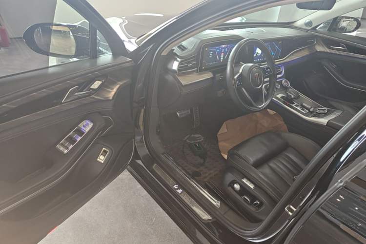 Used Hongqi H9 2022 2.0T Smart Connect Flagship Edition Driver Seat