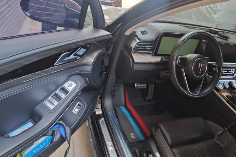 Used Hongqi H9 2022 2.0T Smart Connect Flagship Edition Driver Seat