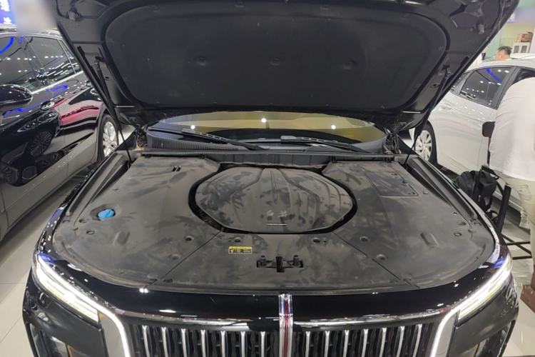 Used Hongqi H9 2022 2.0T Smart Connect Flagship Edition Engine Bay