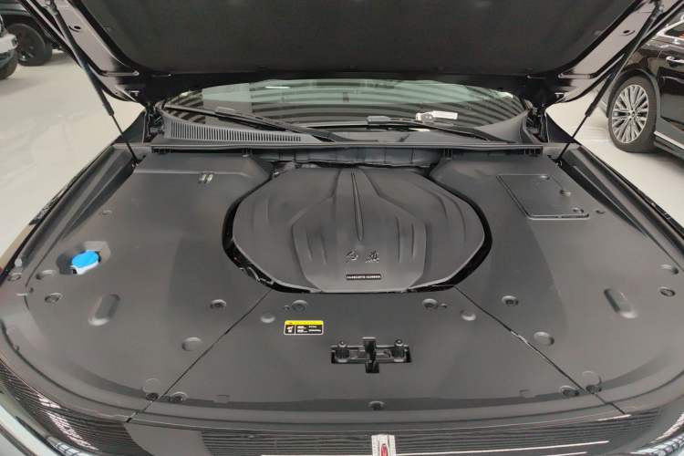 Used Hongqi H9 2022 2.0T Smart Connect Flagship Edition Engine Bay