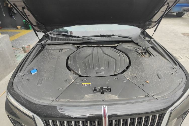 Used Hongqi H9 2022 2.0T Smart Connect Flagship Edition Engine Bay