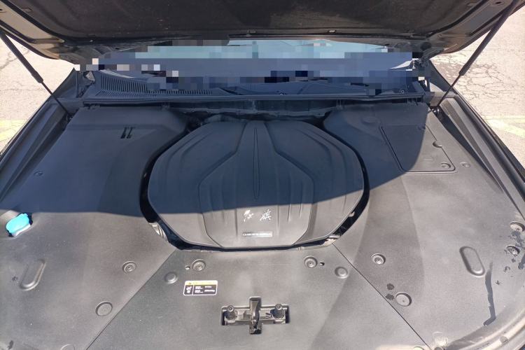 Used Hongqi H9 2022 2.0T Smart Connect Flagship Edition Engine Bay