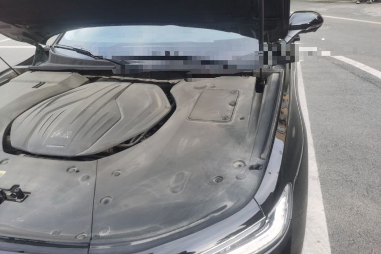 Used Hongqi H9 2022 2.0T Smart Connect Flagship Edition Engine Bay Left