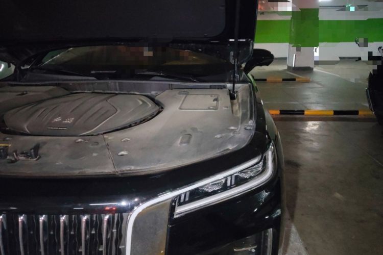 Used Hongqi H9 2022 2.0T Smart Connect Flagship Edition Engine Bay Left