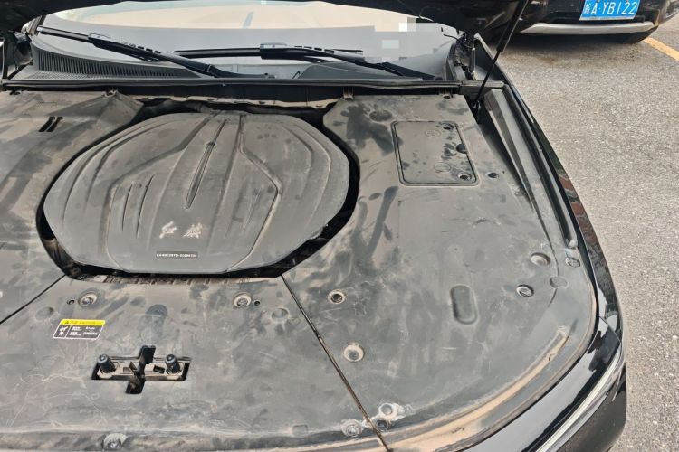 Used Hongqi H9 2022 2.0T Smart Connect Flagship Edition Engine Bay Left