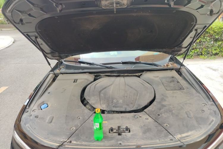 Used Hongqi H9 2022 2.0T Smart Connect Flagship Edition Engine Bay