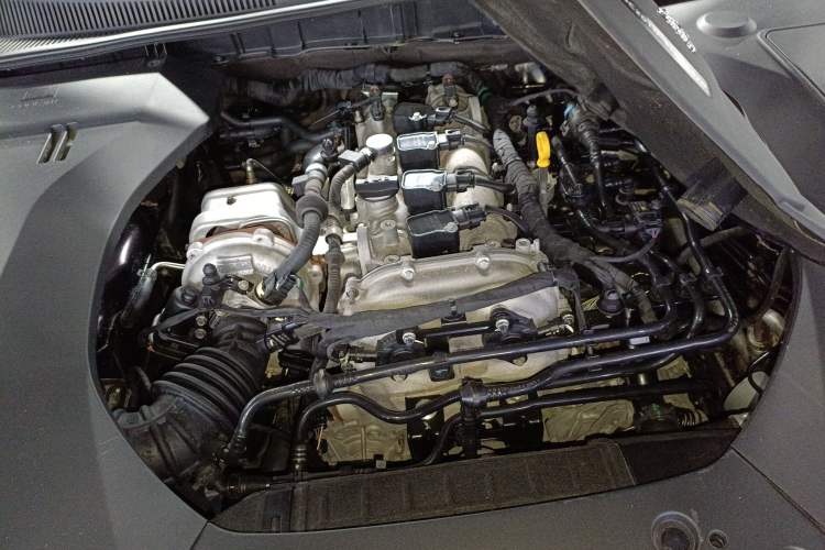 Used Hongqi H9 2022 2.0T Smart Connect Flagship Edition Engine Bay
