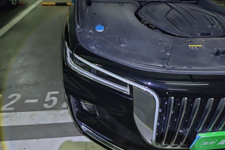 Used Hongqi H9 2022 2.0T Smart Connect Flagship Edition Engine Bay Right