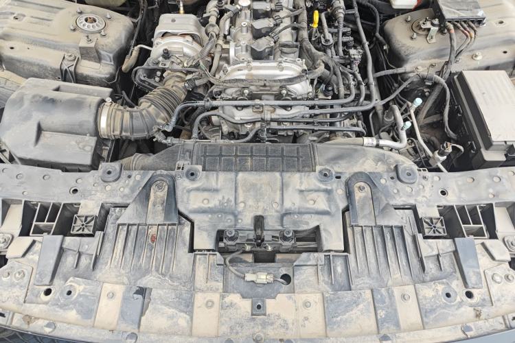 Used Hongqi H9 2022 2.0T Smart Connect Flagship Edition Engine Bay