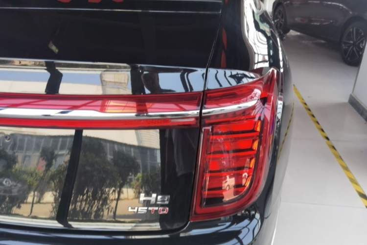Used Hongqi H9 2022 2.0T Smart Connect Flagship Edition Exterior 3