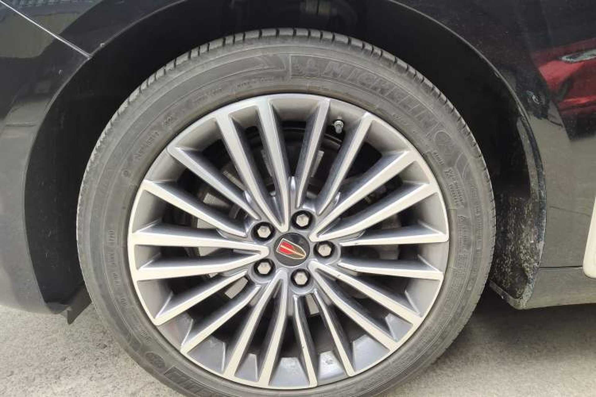 Used Hongqi H9 2022 2.0T Smart Connect Flagship Edition Exterior 4