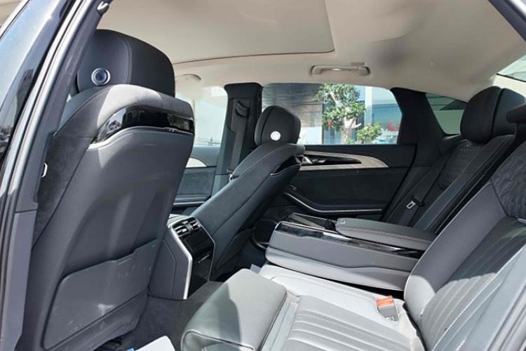 Used Hongqi H9 2022 2.0T Smart Connect Flagship Edition Exterior 4